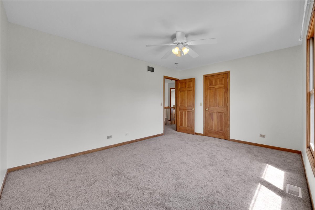 24963 Heritage Oaks Drive Property Photo 28