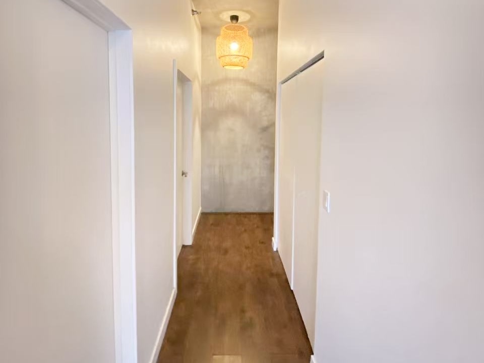 235 W Van Buren Street 2519 Property Photo 6