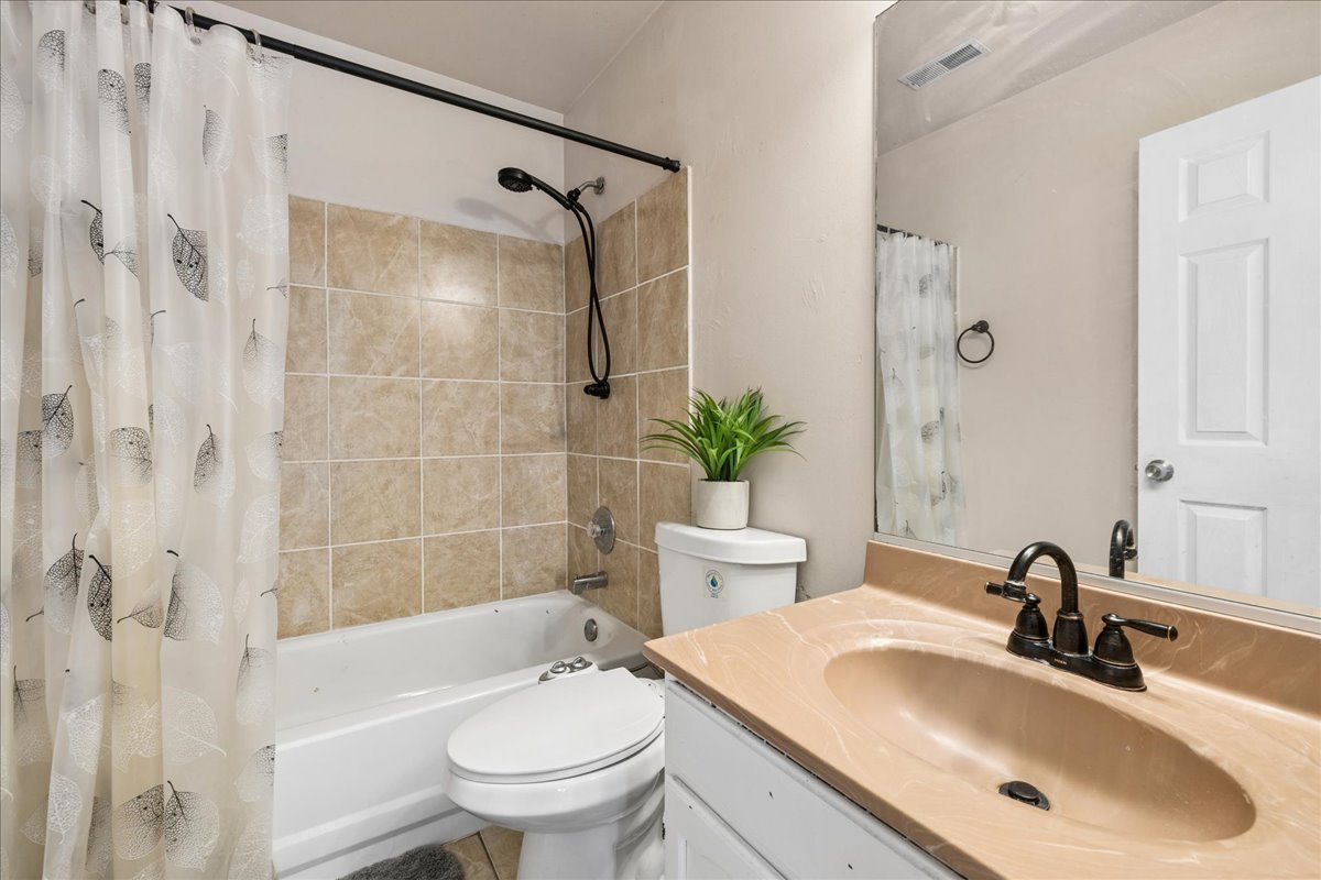1436 Bridgedale Road Property Photo 13