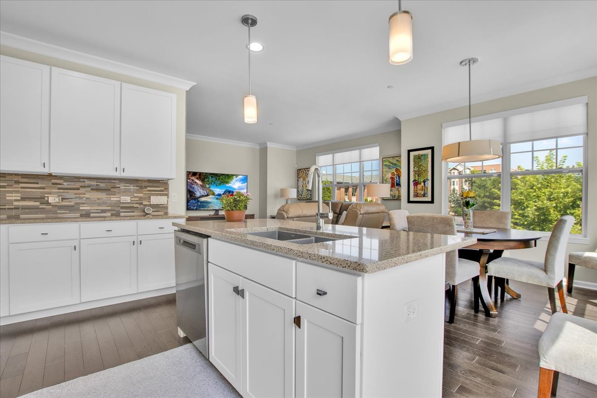 300 Lexington Lane Property Photo 11