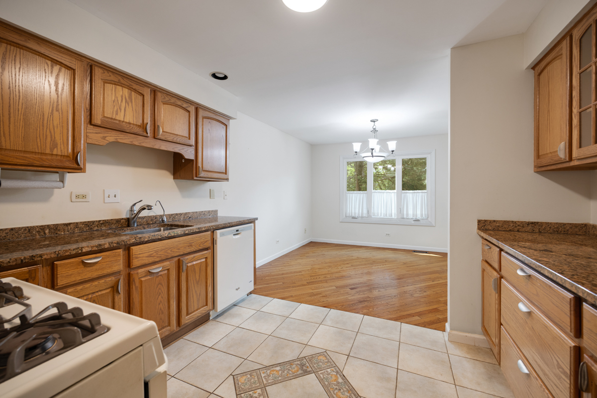 1153 S Linneman Road 1153 Property Photo 11