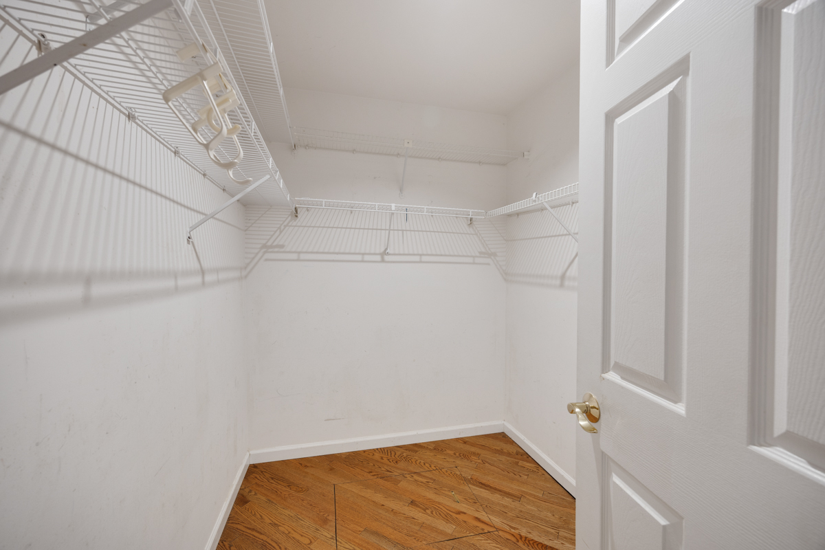 1153 S Linneman Road 1153 Property Photo 15