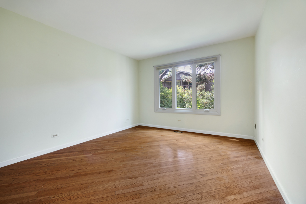 1153 S Linneman Road 1153 Property Photo 16