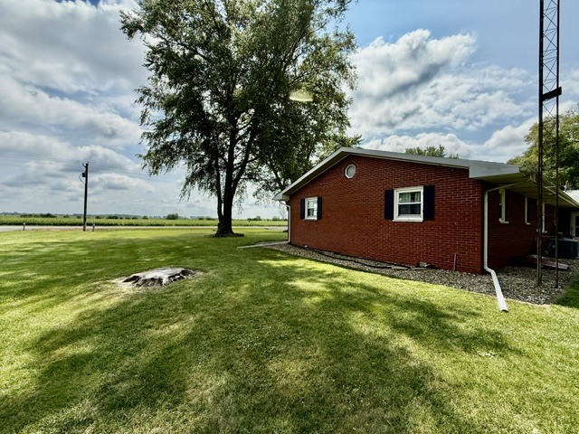 908 N County Road 800e Property Photo 28