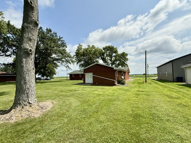 908 N County Road 800e Property Photo 34