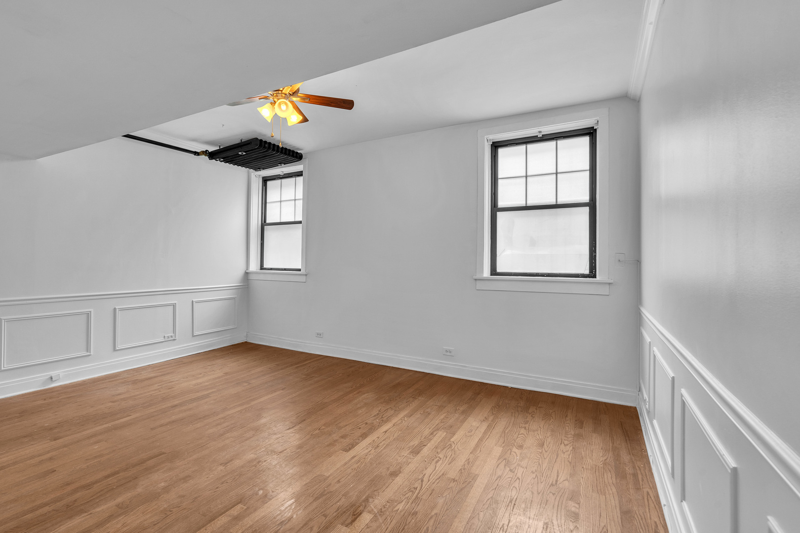 7025.5 N Sheridan Road G Property Photo 14