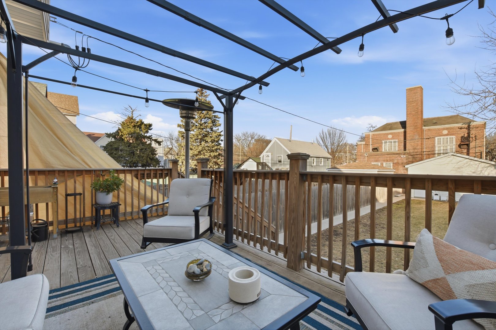 1635 N Central Park Avenue Property Photo 12
