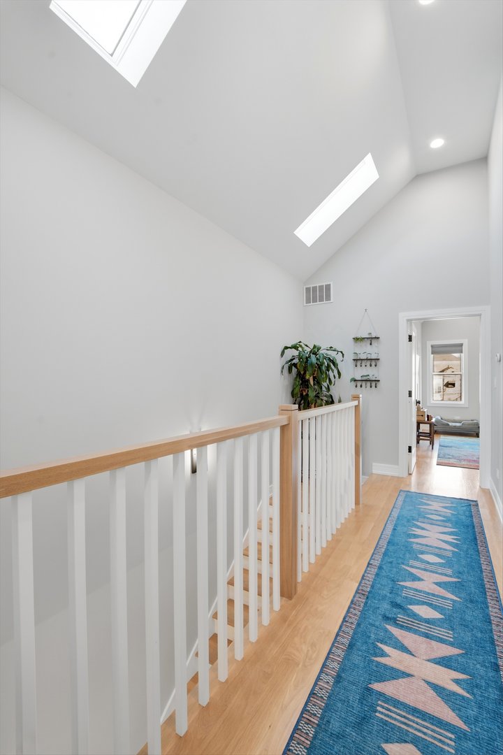 1635 N Central Park Avenue Property Photo 14