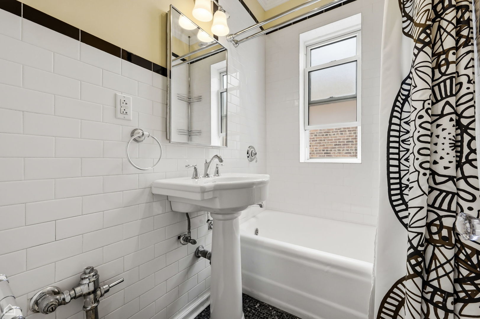 6121 N Hoyne Avenue 3s Property Photo 18