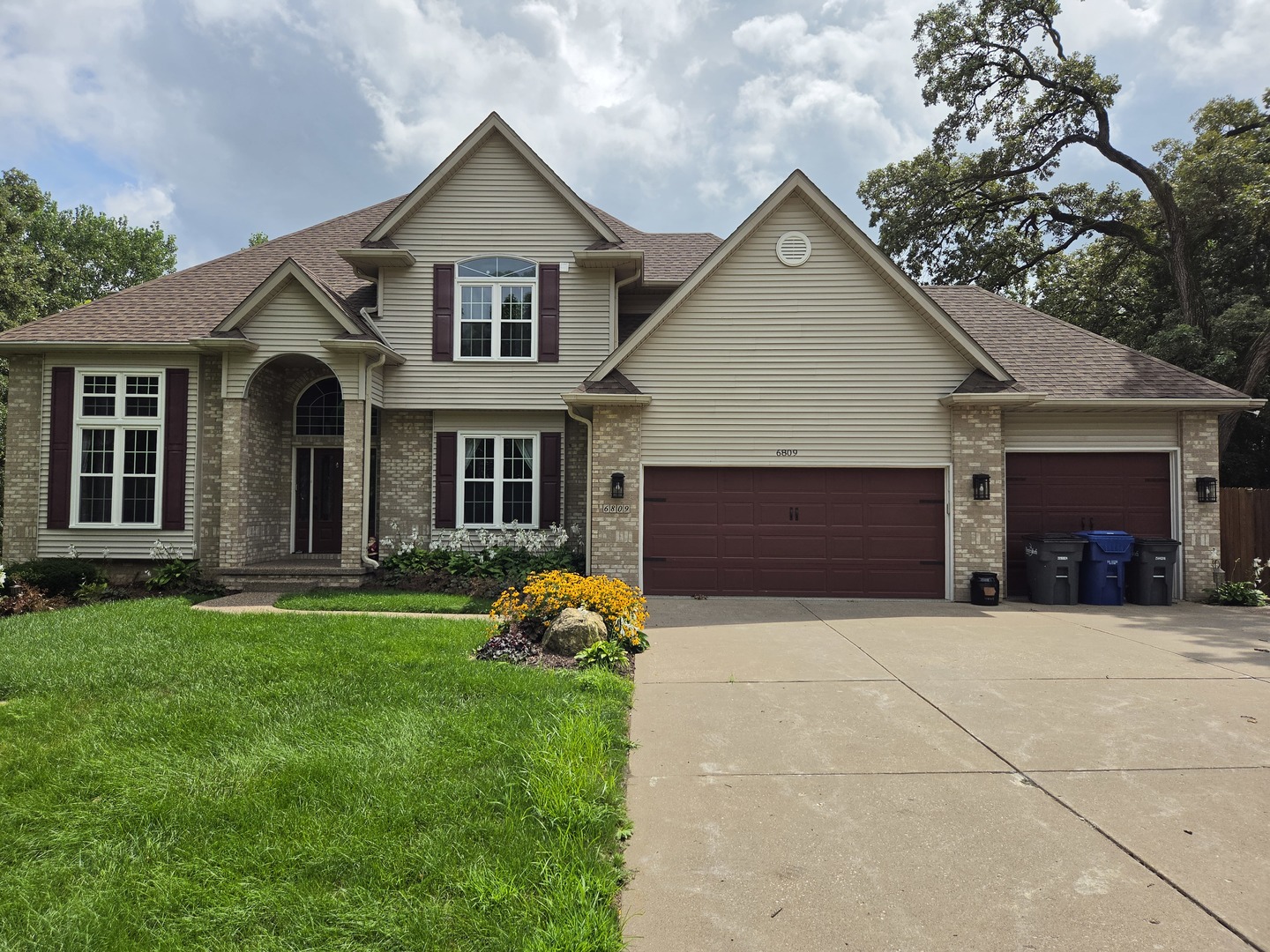 6809 Ridges Court Property Photo 1