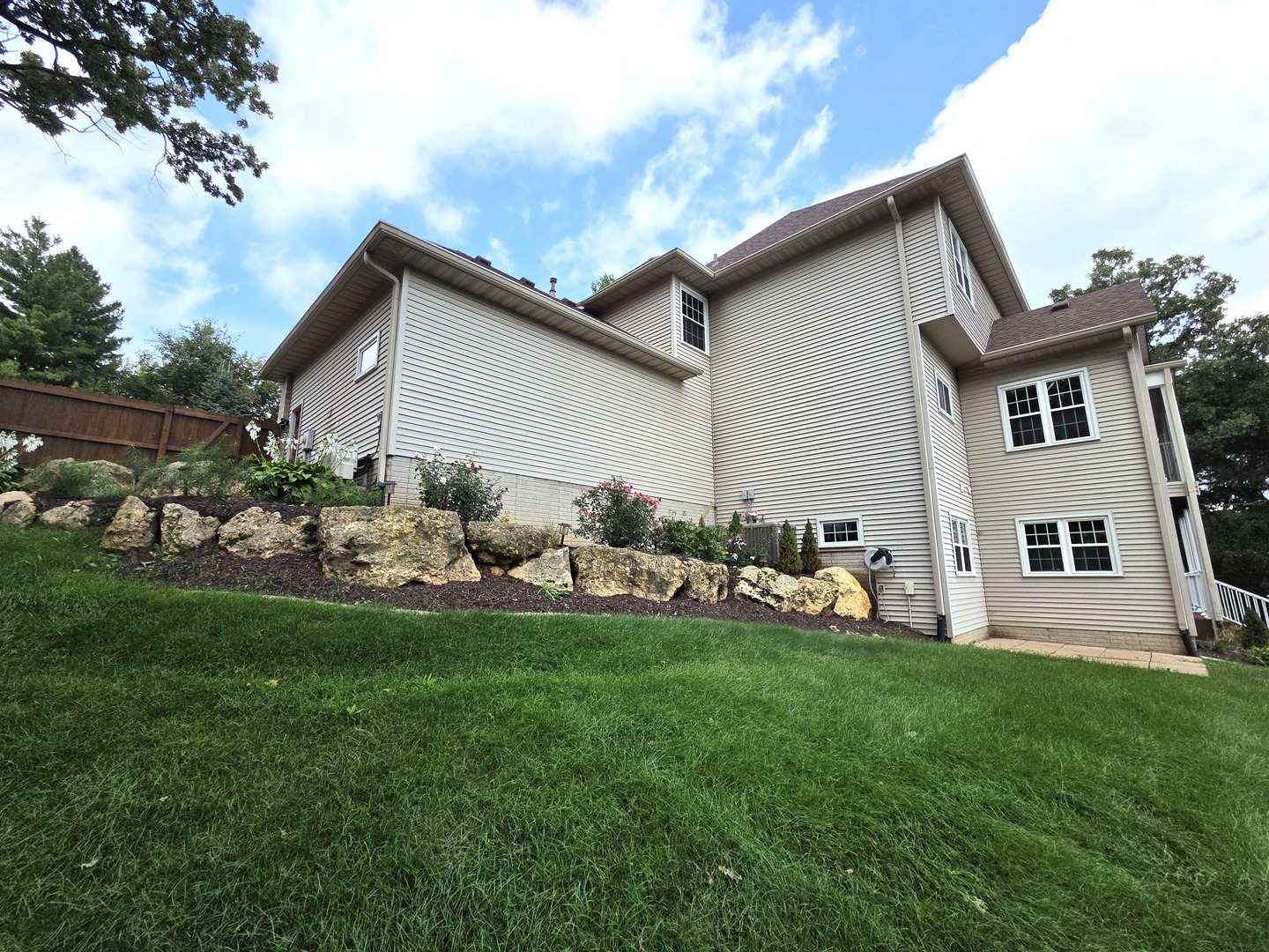 6809 Ridges Court Property Photo 6