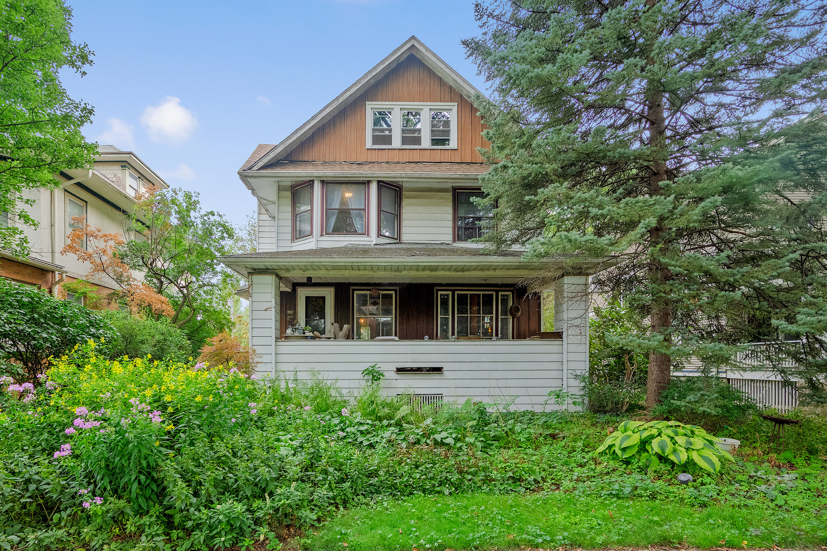 620 Clinton Avenue Property Photo 1