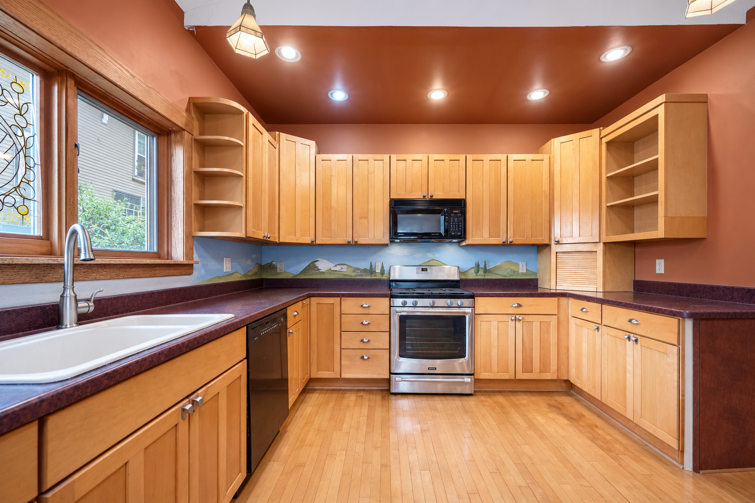 620 Clinton Avenue Property Photo 14