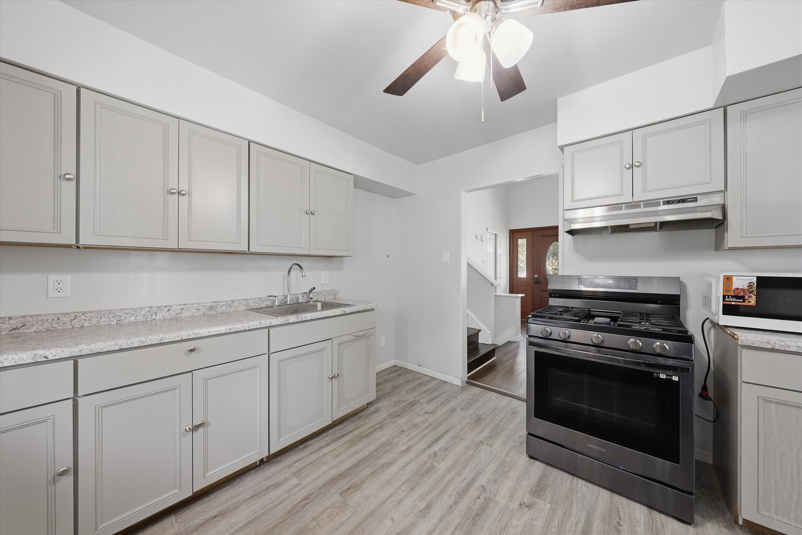 403 Rutledge Street Property Photo 17