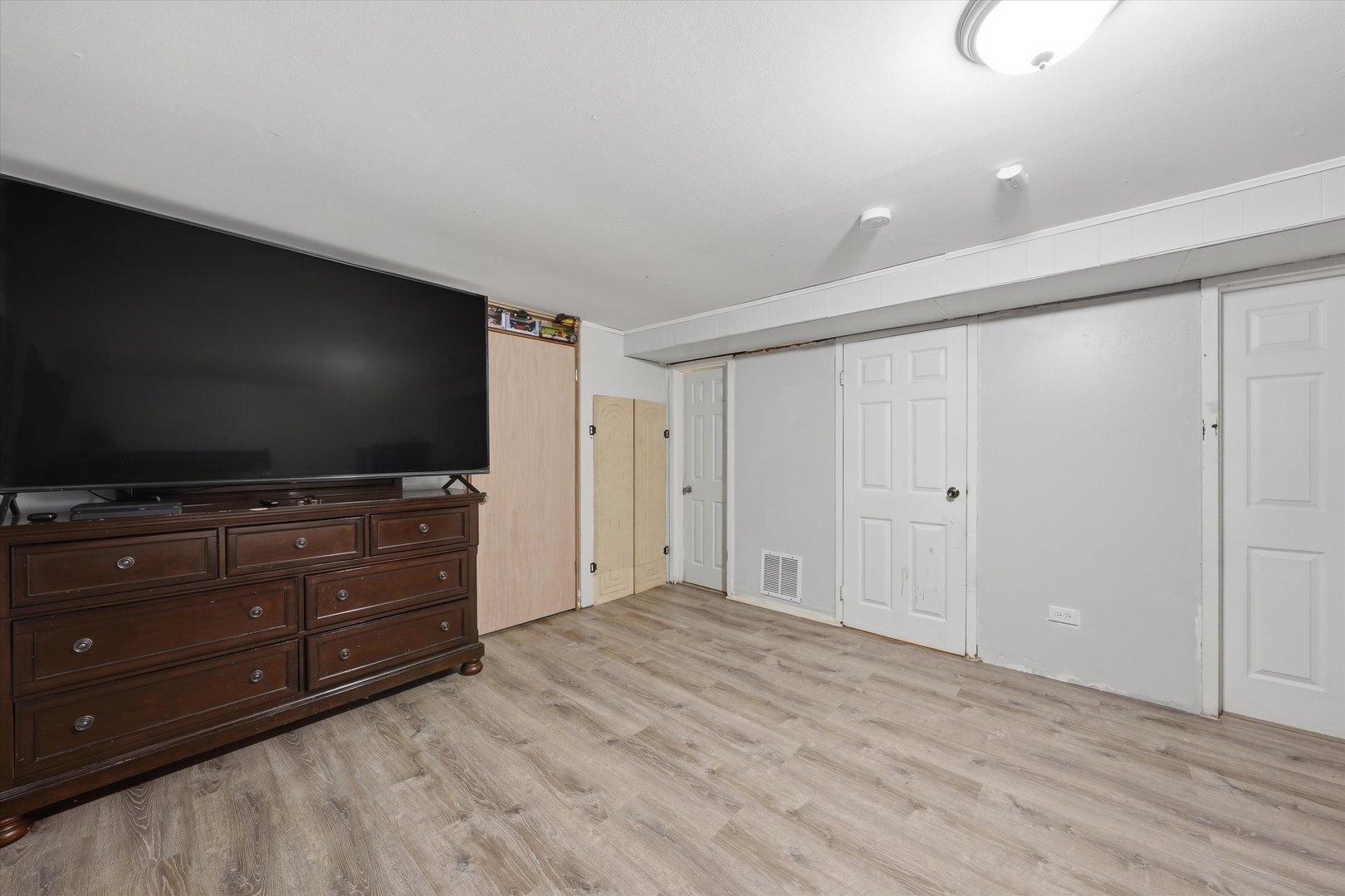 403 Rutledge Street Property Photo 34