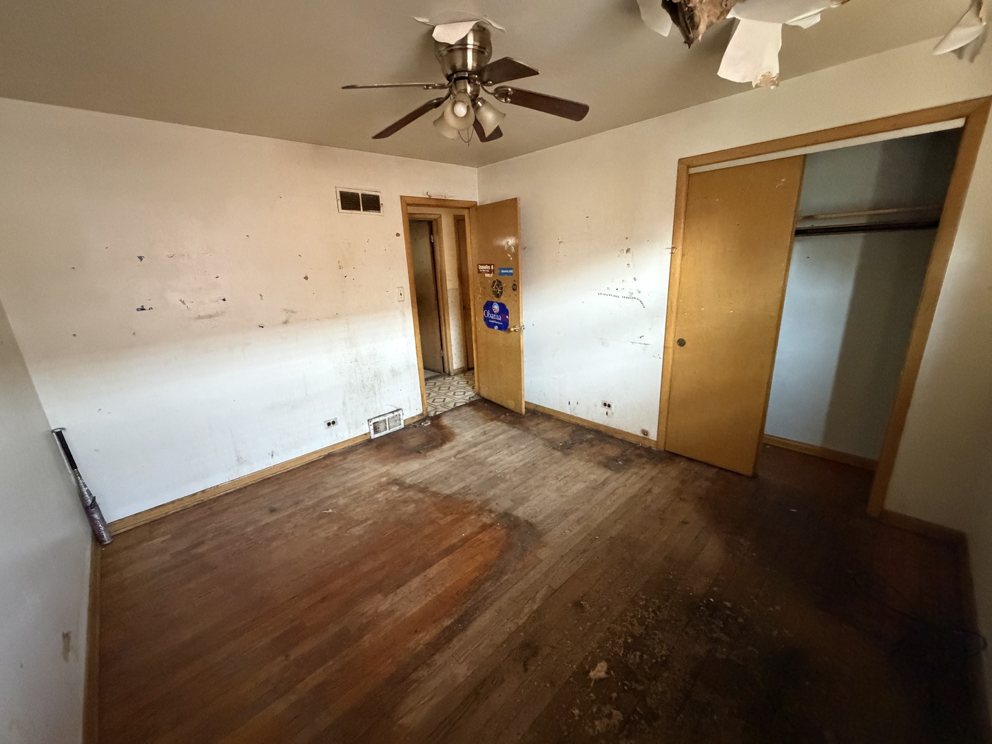 15126 Irving Avenue Property Photo 9