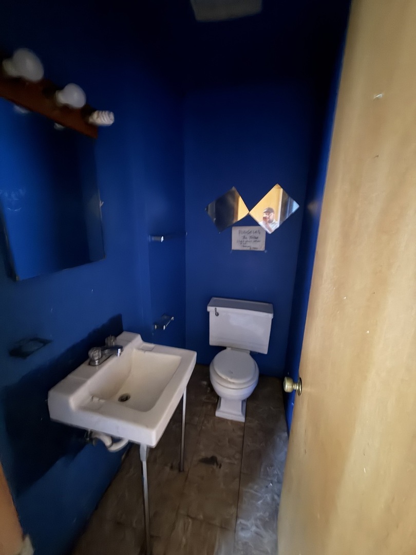 15126 Irving Avenue Property Photo 14