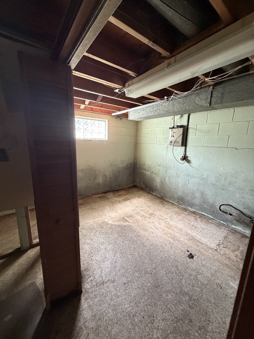 15126 Irving Avenue Property Photo 22