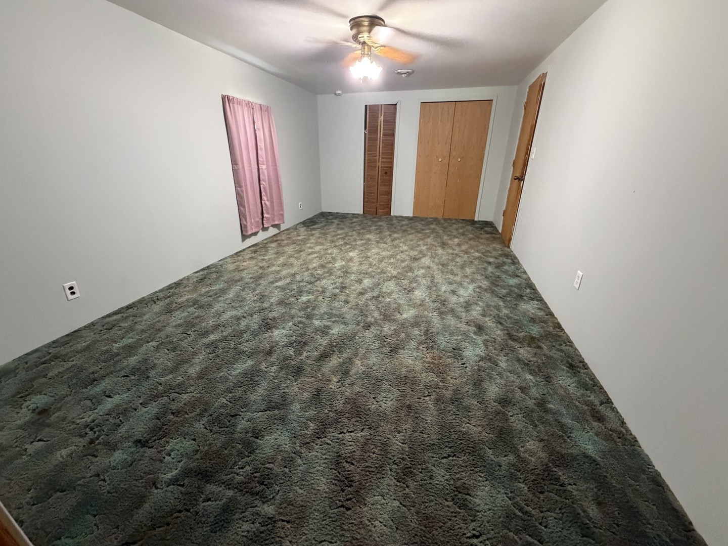 536 Dwight Street Property Photo 14