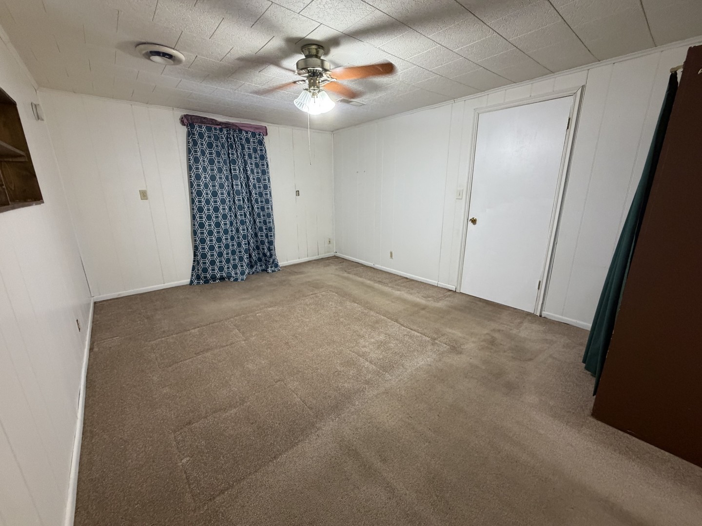 536 Dwight Street Property Photo 17