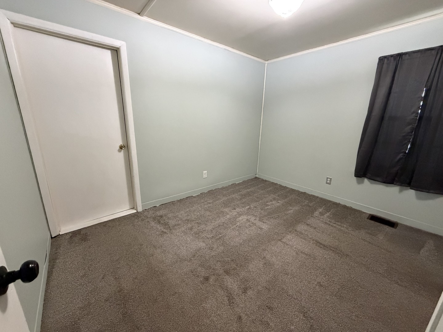 536 Dwight Street Property Photo 19