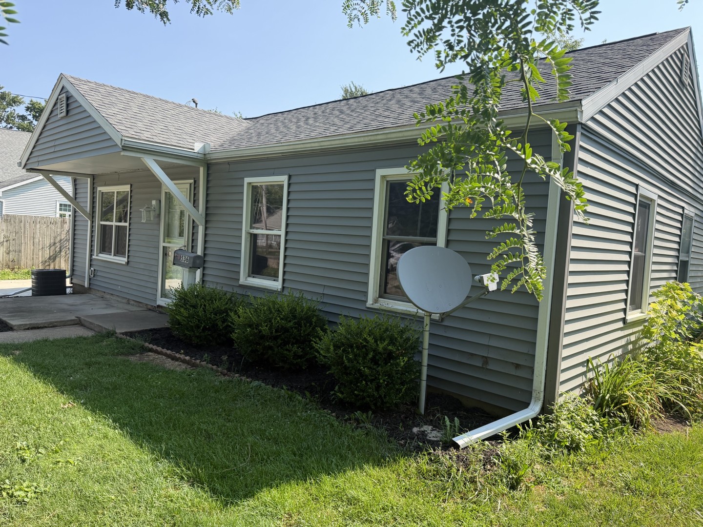 536 Dwight Street Property Photo 25