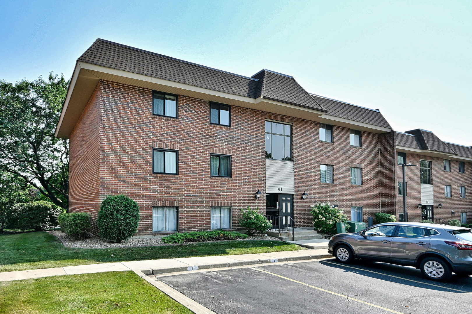 41 E Janata Boulevard 1b Property Photo 4