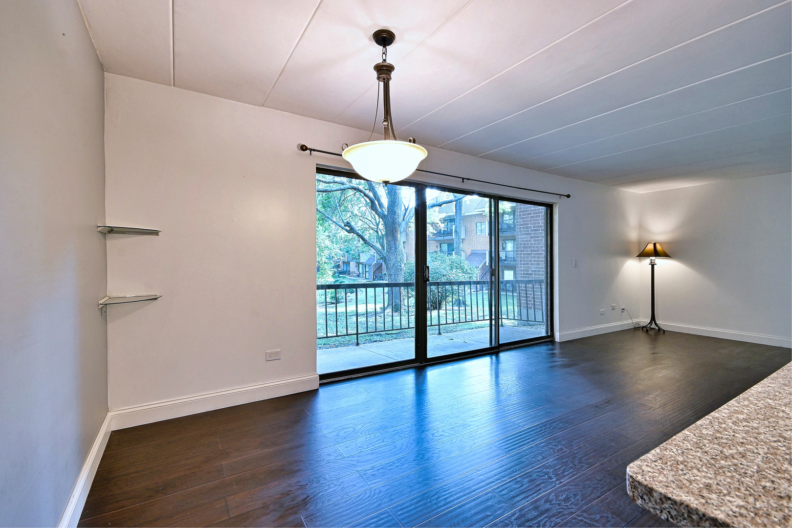 41 E Janata Boulevard 1b Property Photo 27