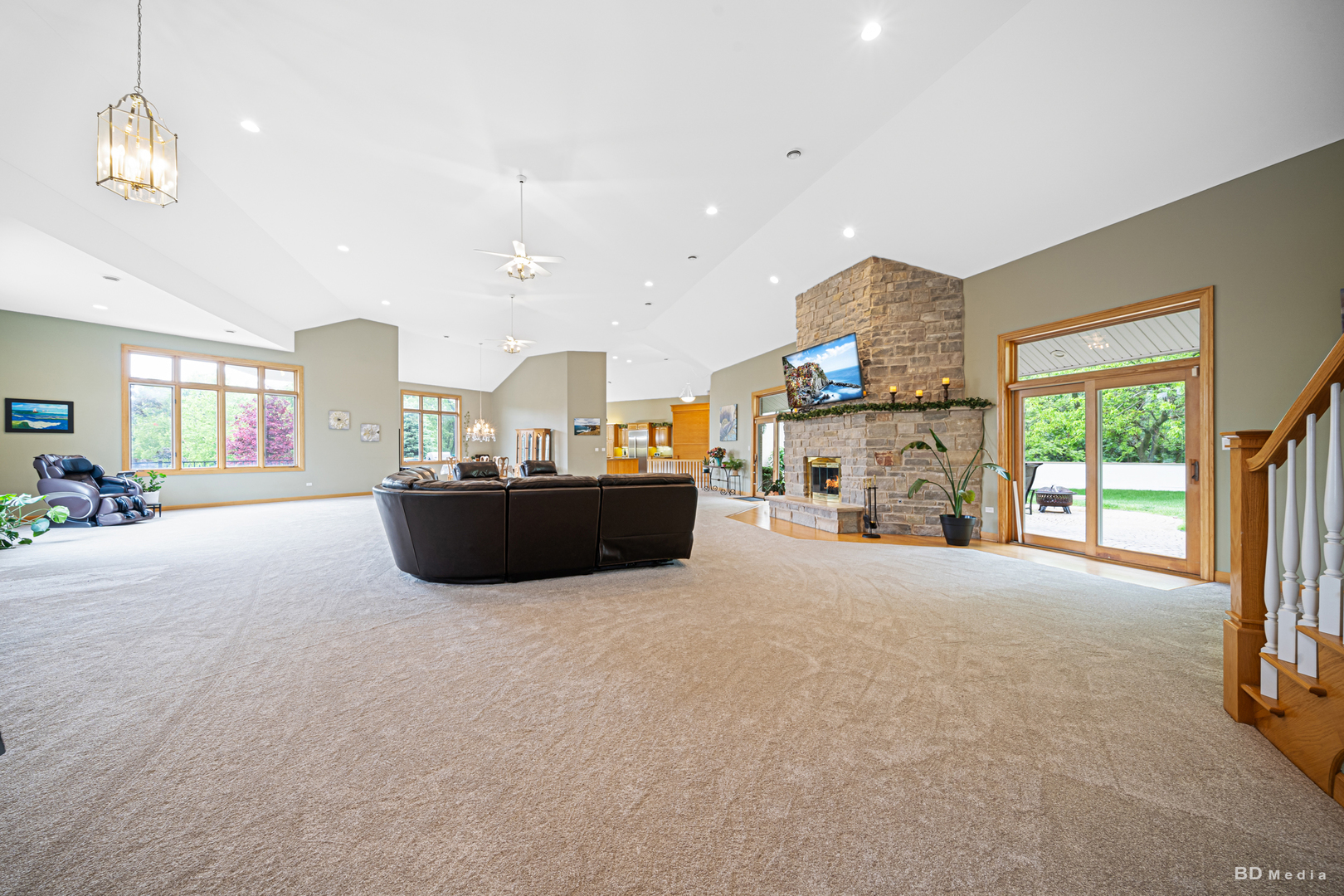 13100 Fox Lane Property Photo 12