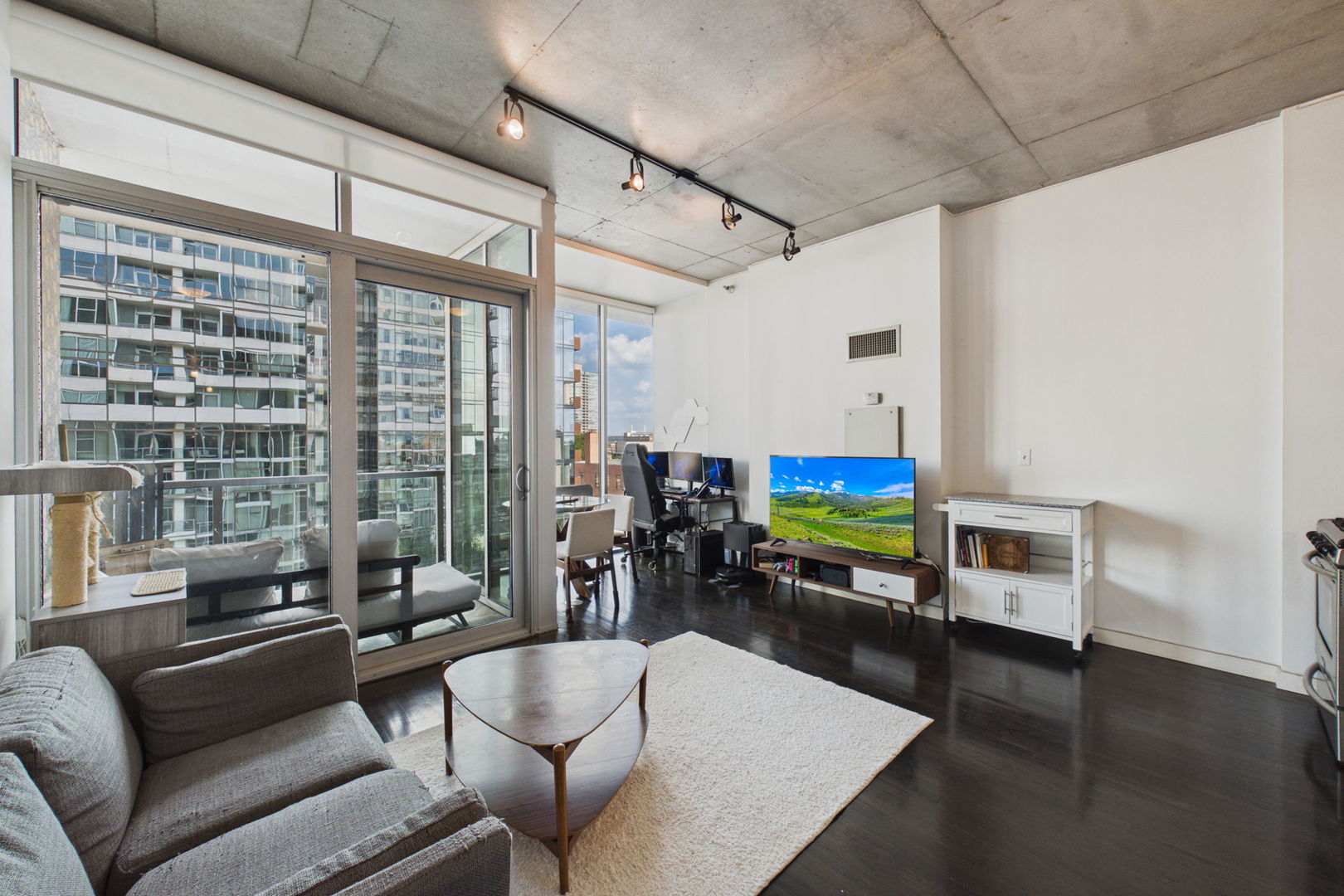 1720 S Michigan Avenue 704 Property Photo 4