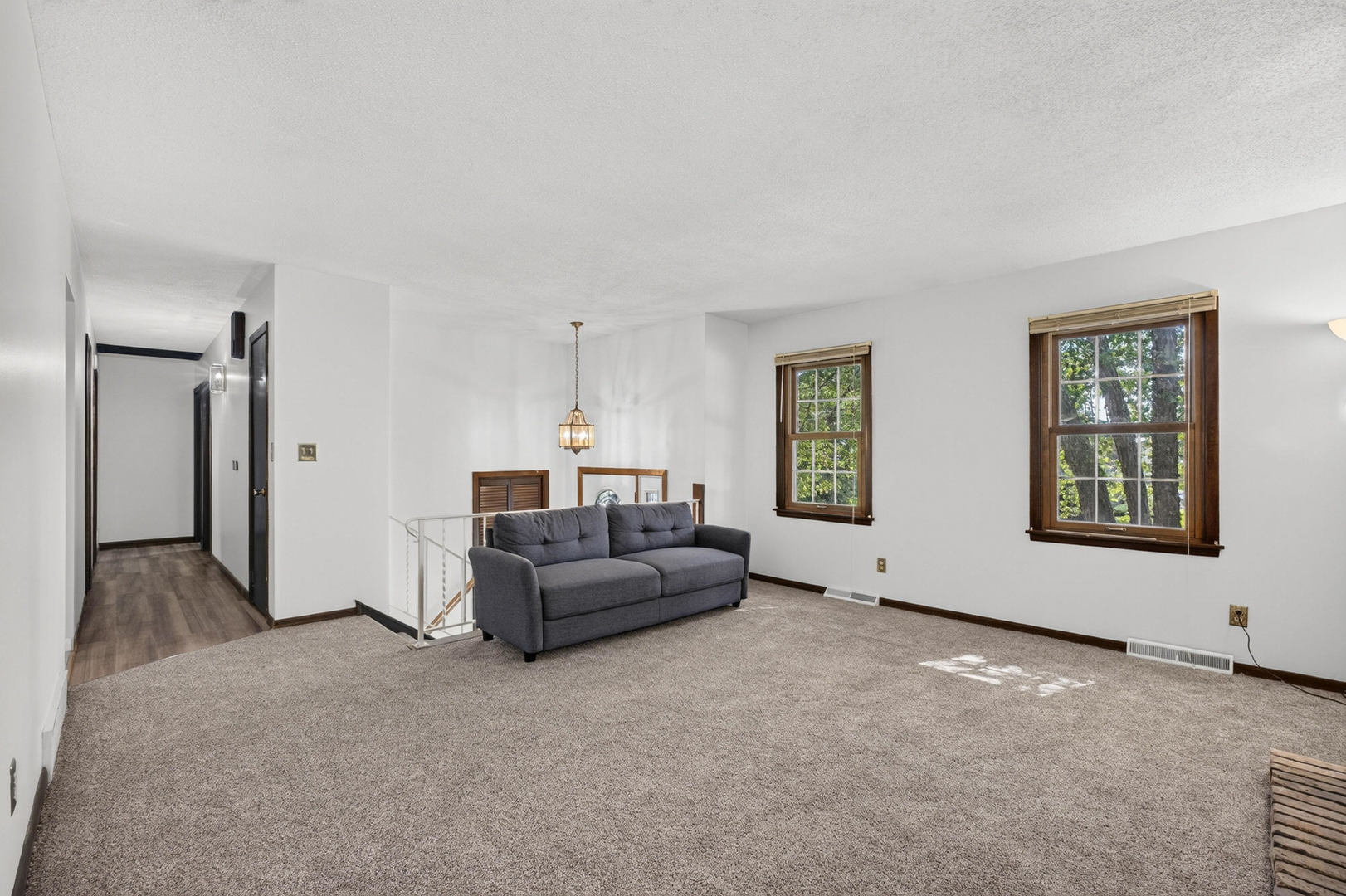 2928 Oxford Drive Property Photo 9