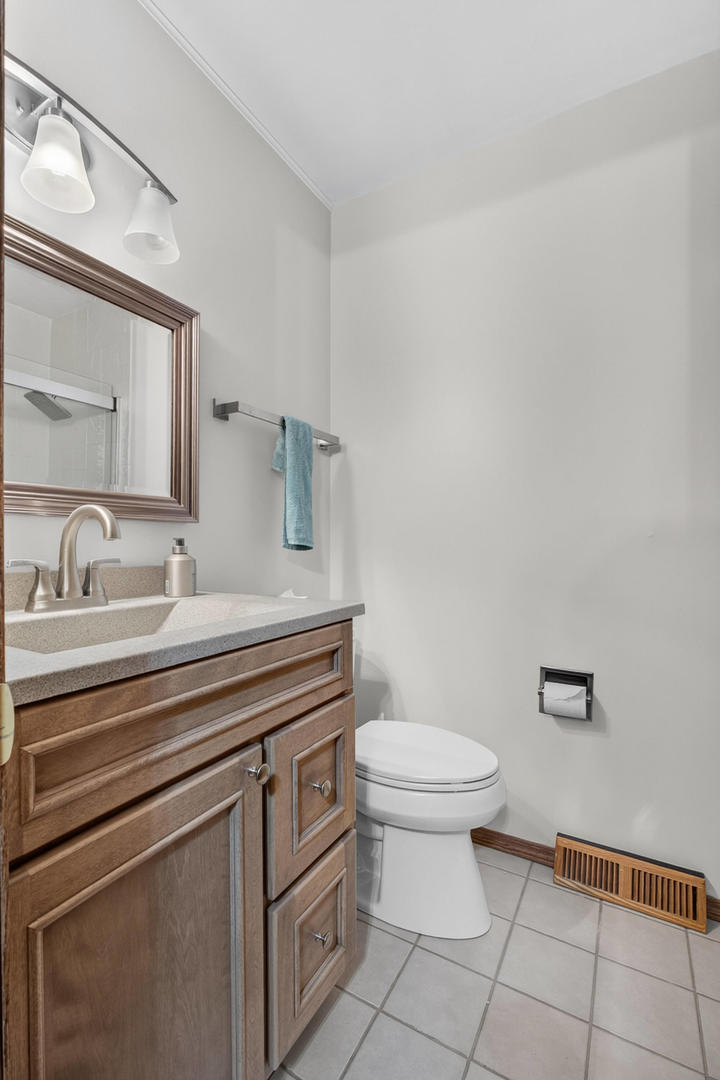 2928 Oxford Drive Property Photo 18