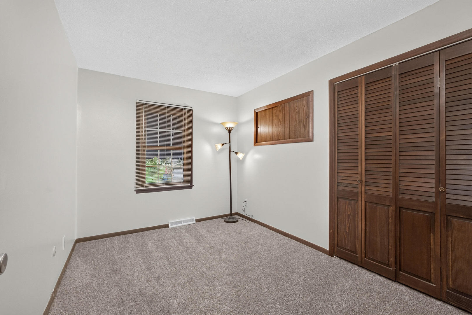 2928 Oxford Drive Property Photo 20