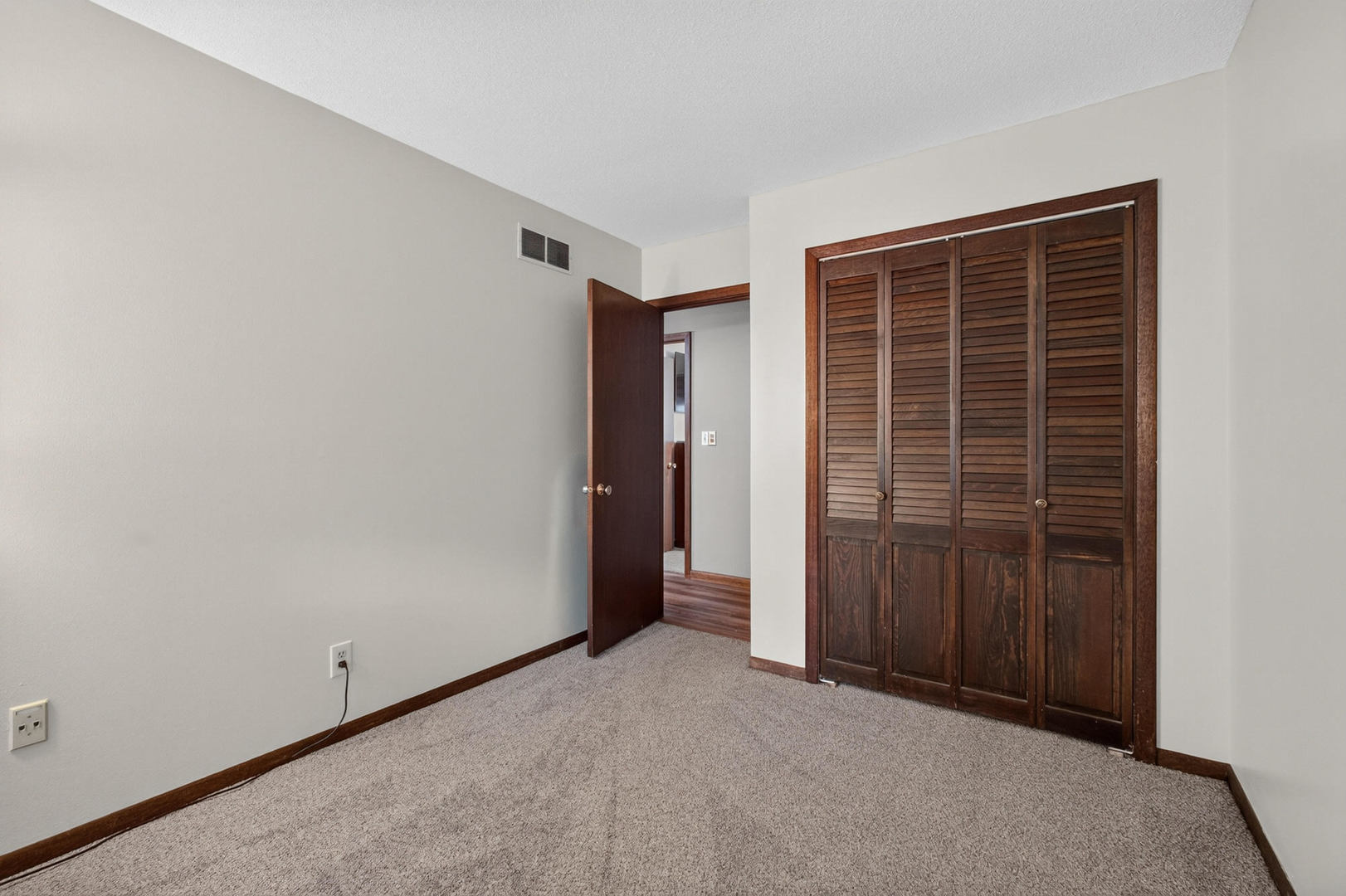 2928 Oxford Drive Property Photo 22