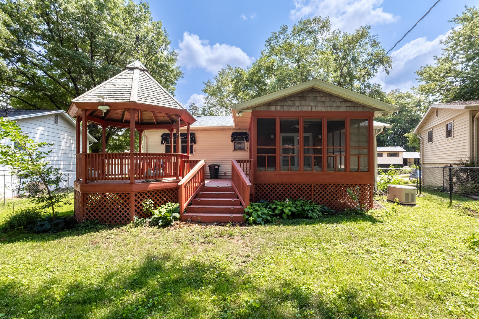 2928 Oxford Drive Property Photo 38