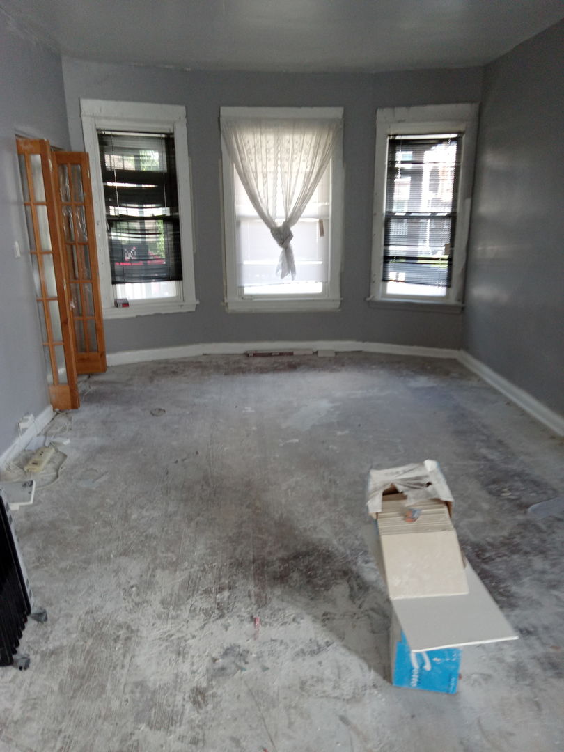 5423 W Iowa Street Property Photo 2