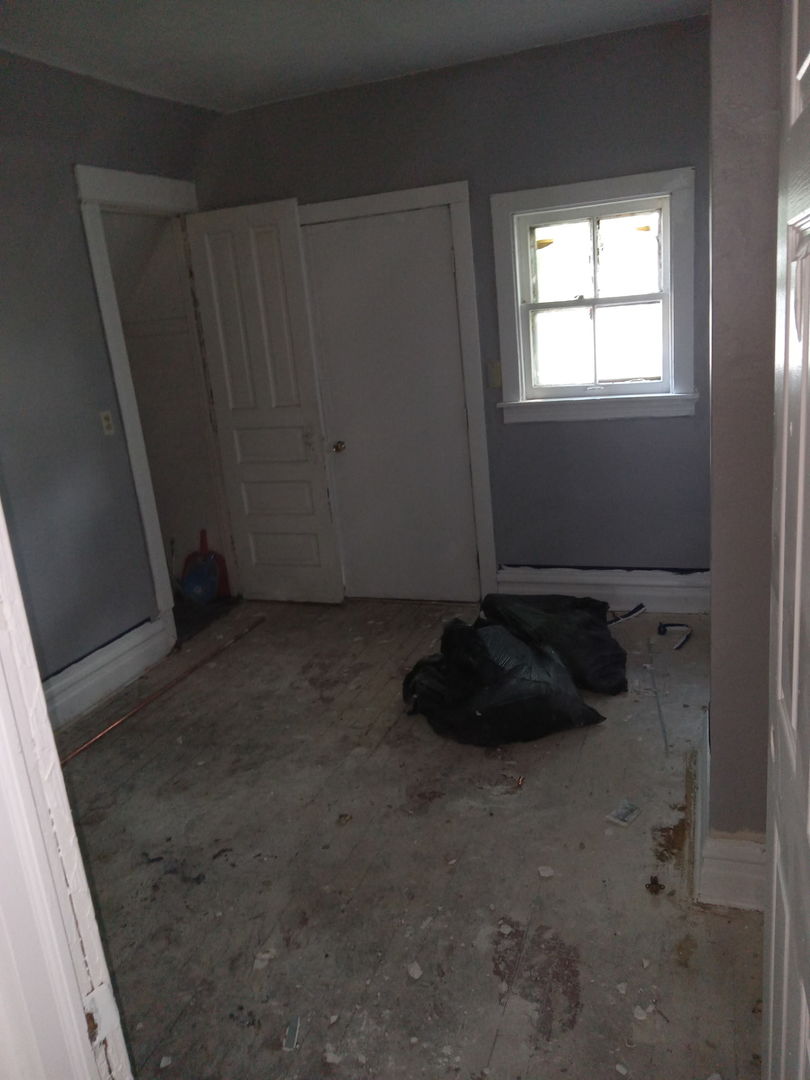 5423 W Iowa Street Property Photo 4