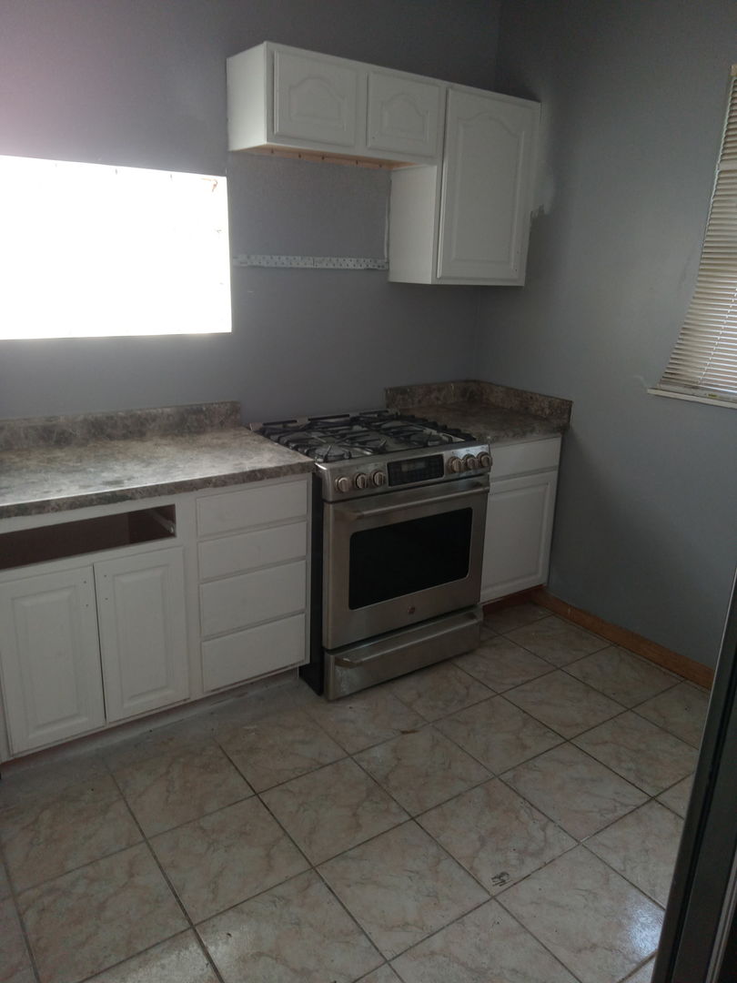 5423 W Iowa Street Property Photo 9