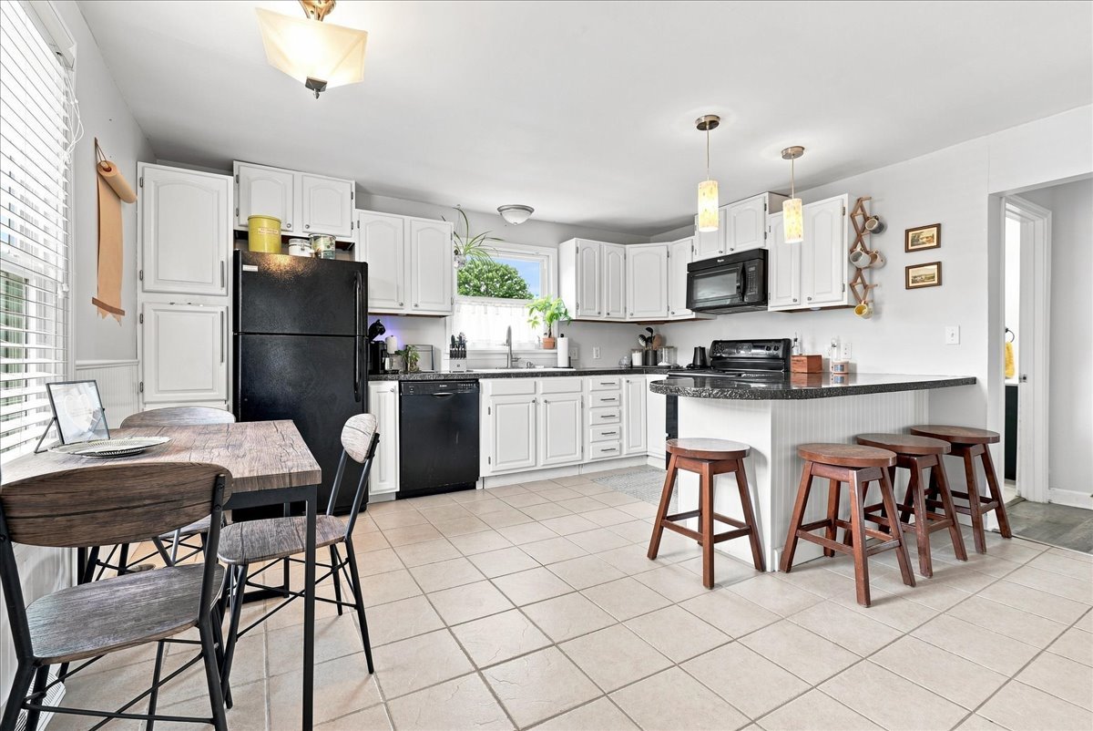 332 E Baker Street Property Photo 17