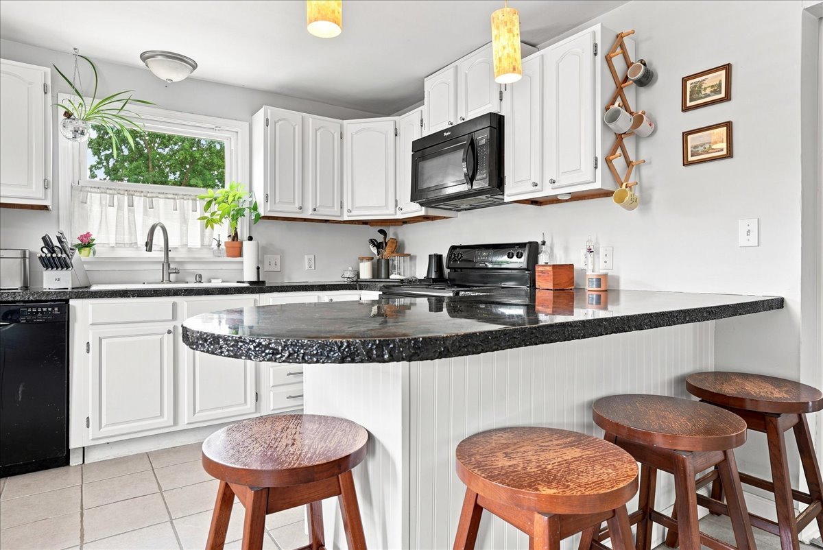 332 E Baker Street Property Photo 18