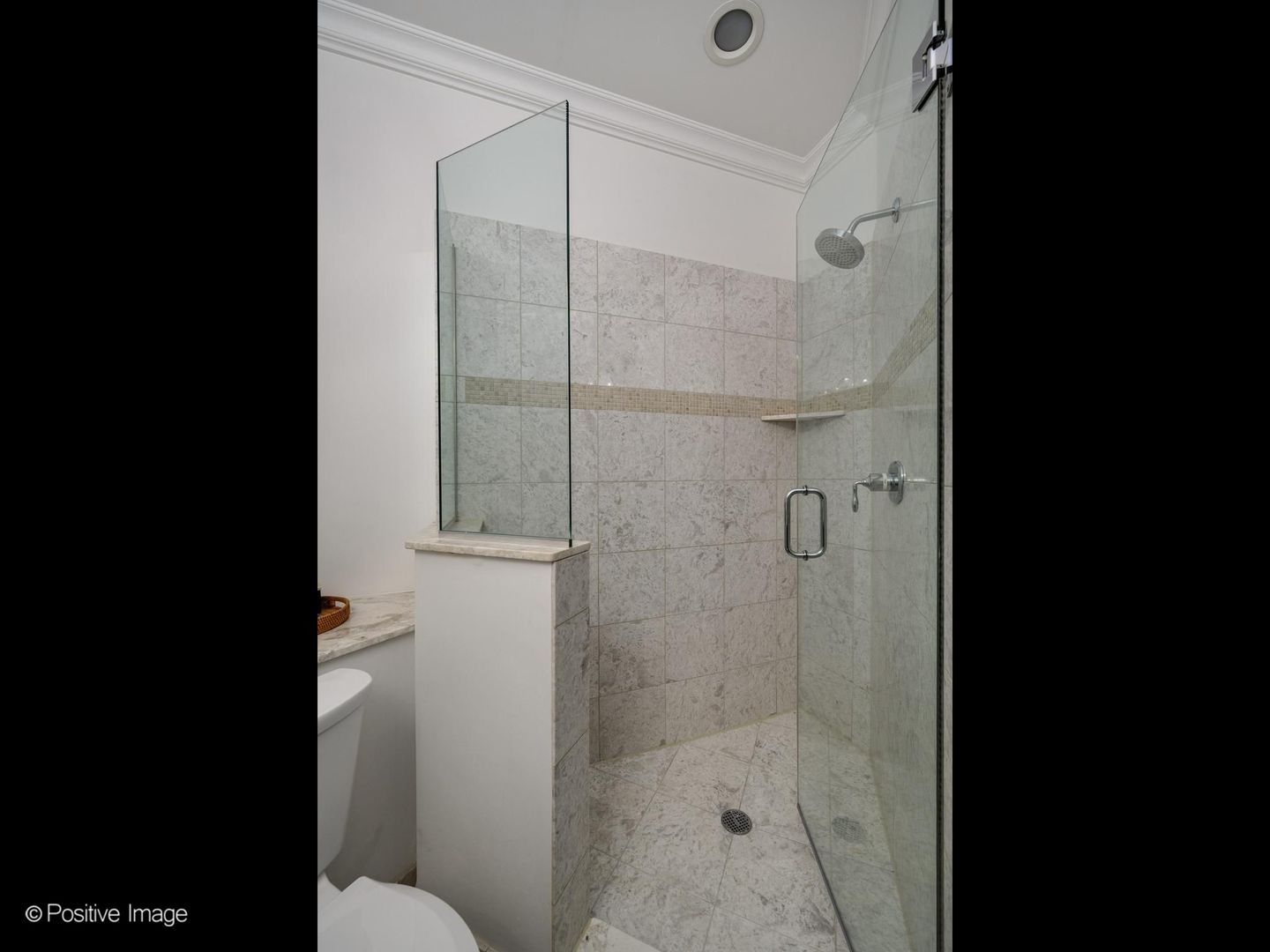 1823 N Sheffield Avenue 2 Property Photo 18