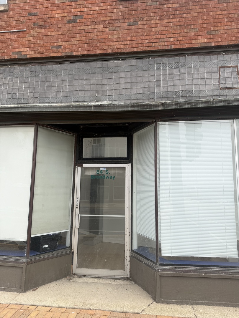 82-84 S Broadway Property Photo 3