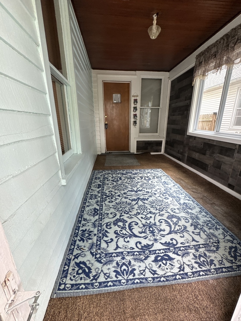 1915 Pershing Boulevard Property Photo 4