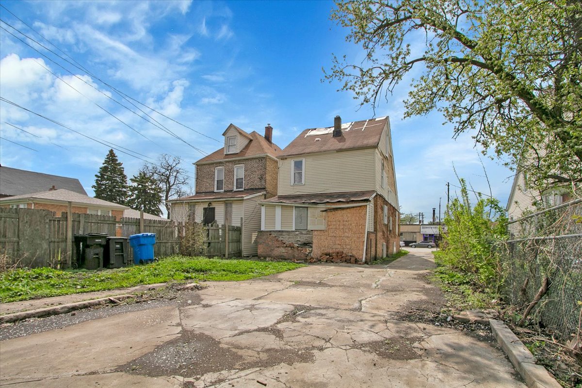 912 W 87th Street Property Photo 7