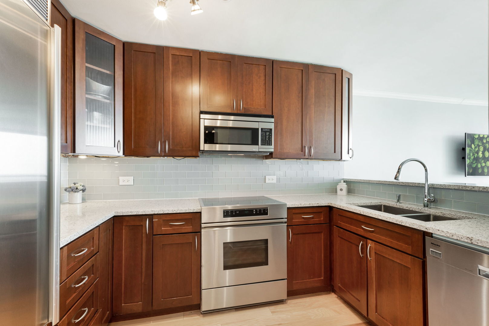 1030 N State Street 52a Property Photo 5
