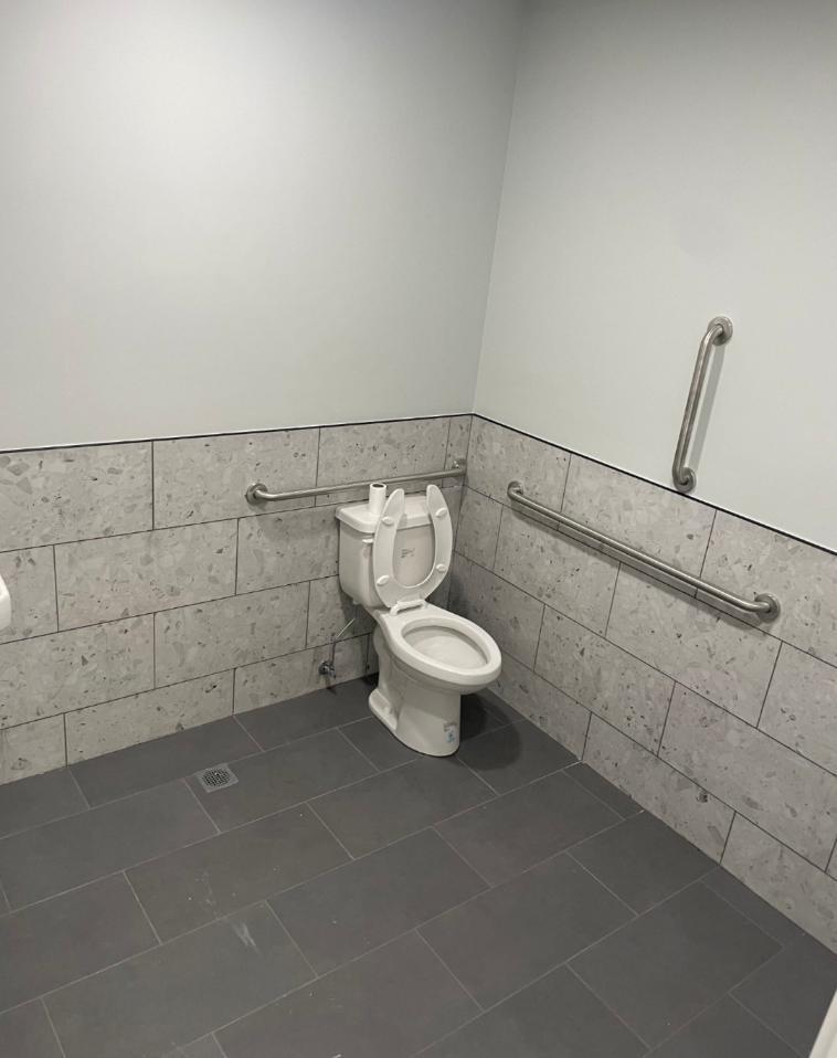 5723 W Irving Park Road Property Photo 5