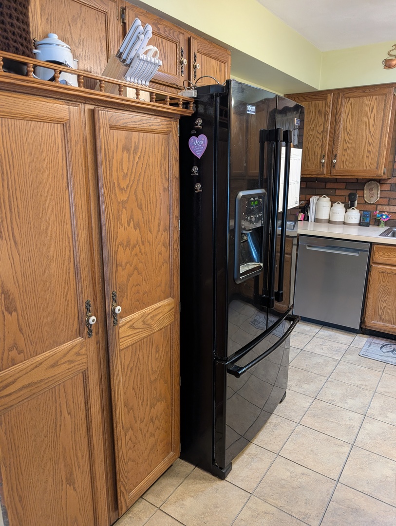 808 Virginia Avenue Property Photo 7