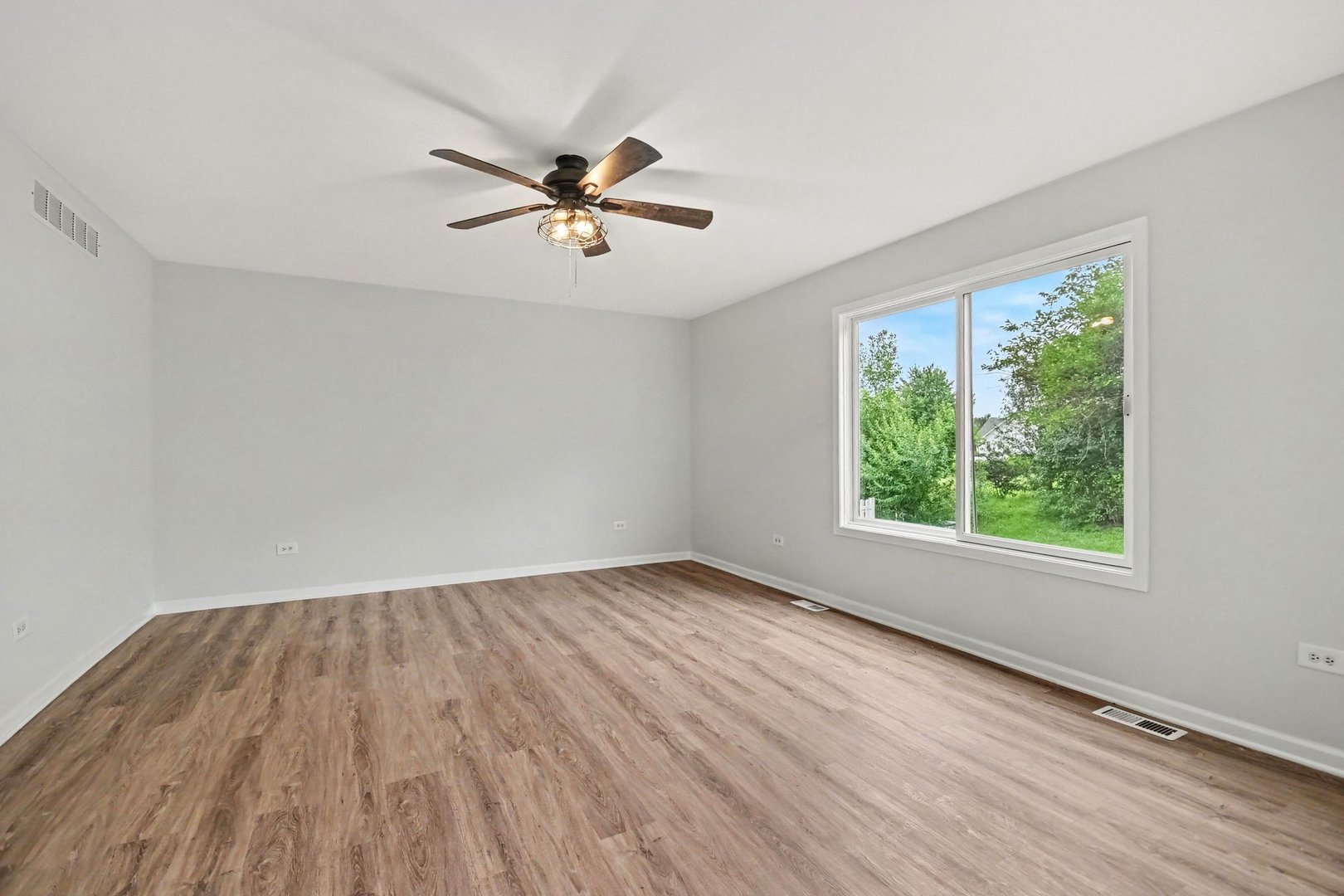 29960 Blue Heron Boulevard Property Photo 9