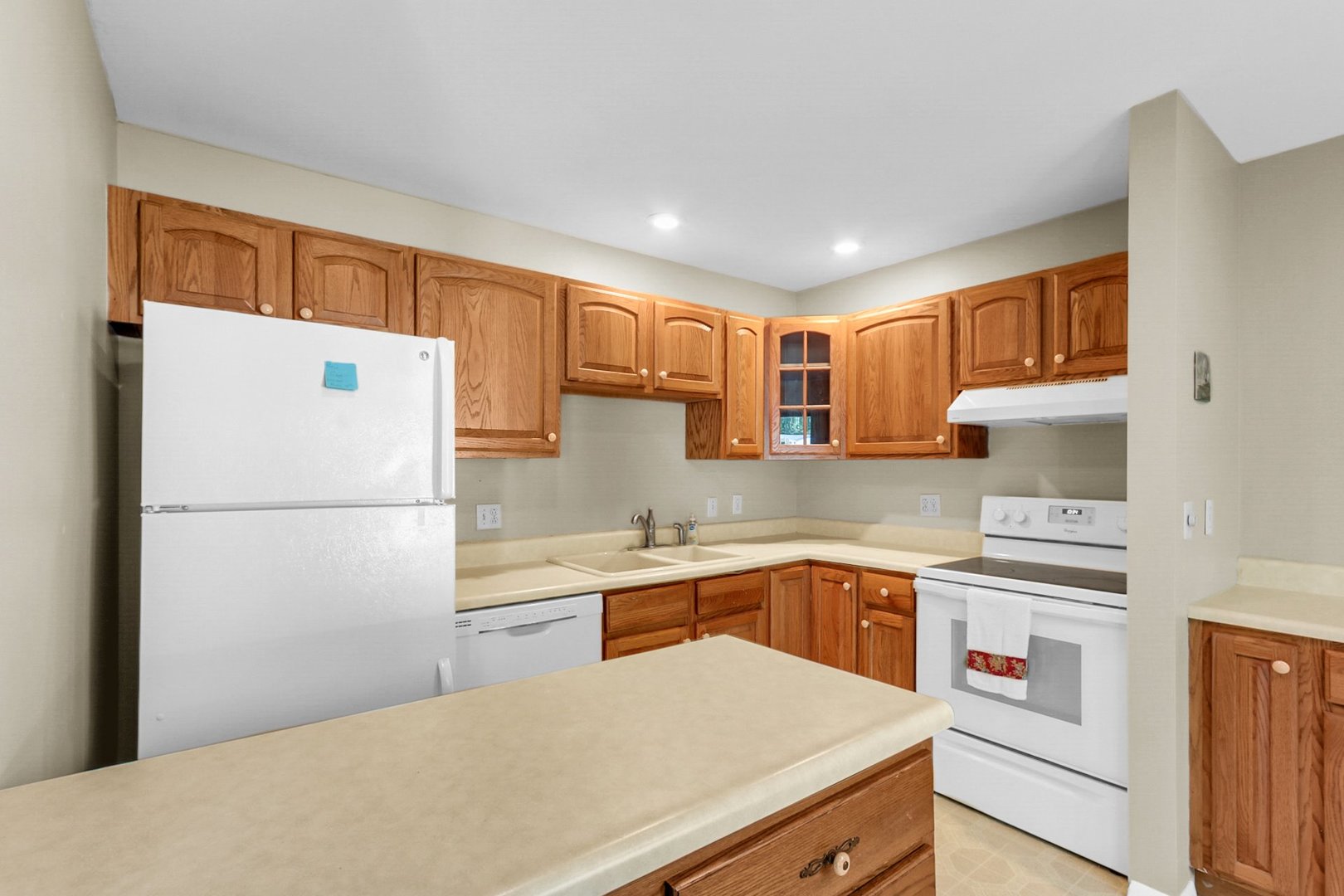 1933 Blackthorn Drive Property Photo 12