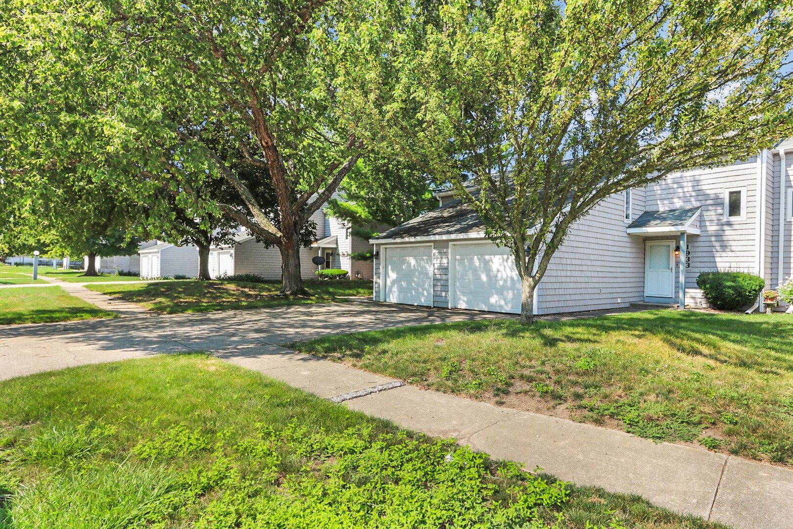 1933 Blackthorn Drive Property Photo 25